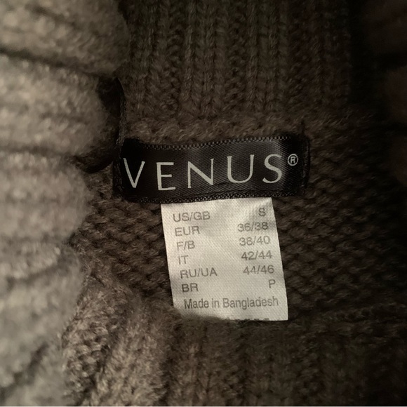 VENUS Green Cable Knit Turtleneck Sweater - Picture 8 of 12